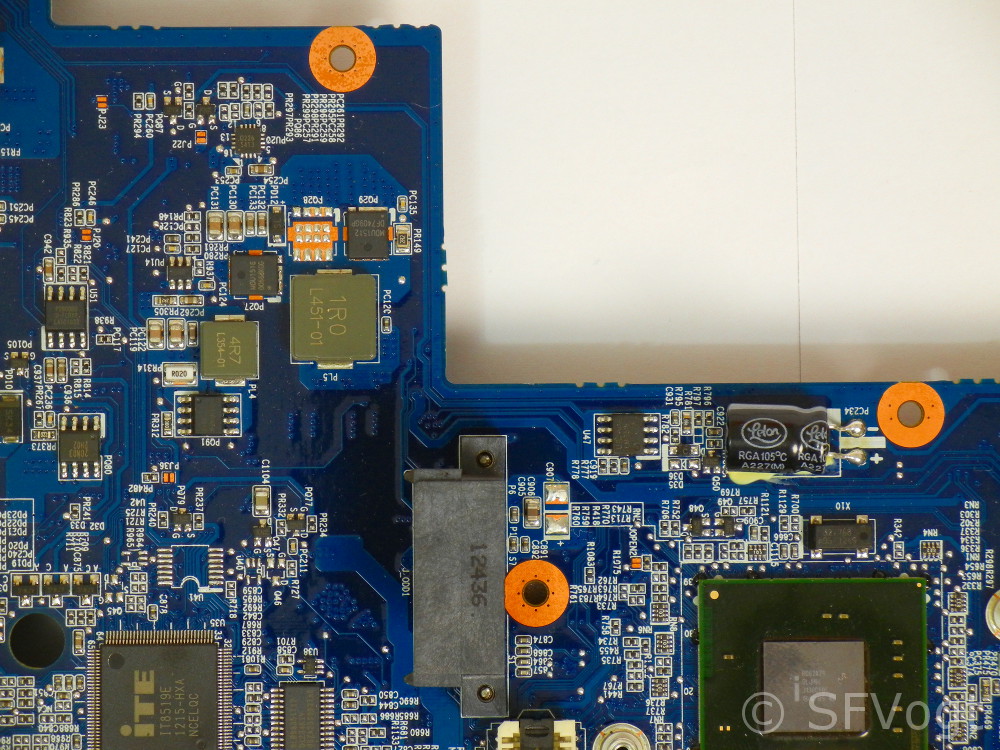 Mainboard07.jpg